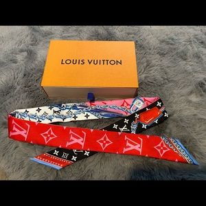 Louis Vuitton Bandeau Multicolor Silk Bandeau Giant Monogram- Preowned